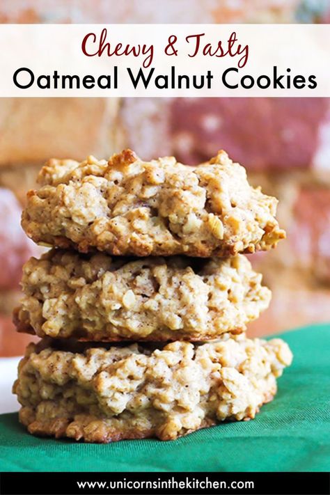 Oatmeal Walnut Cookies, Walnut Cookie Recipes, Quick Oatmeal, The Best Oatmeal, Chocolate Chip Walnut Cookies, Best Oatmeal Cookies, Oatmeal Cookies Easy, Oatmeal Cranberry Cookies, Walnut Recipes