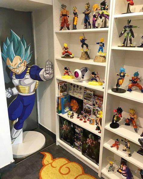 Goku Bedroom Ideas, Dragon Ball Room Decor, Dragon Ball Bedroom, Dragon Ball Z Bedroom, Dragon Ball Room, Dragon Ball Decor, Anime Bedroom Ideas, Nerd Room, Man Cave Room