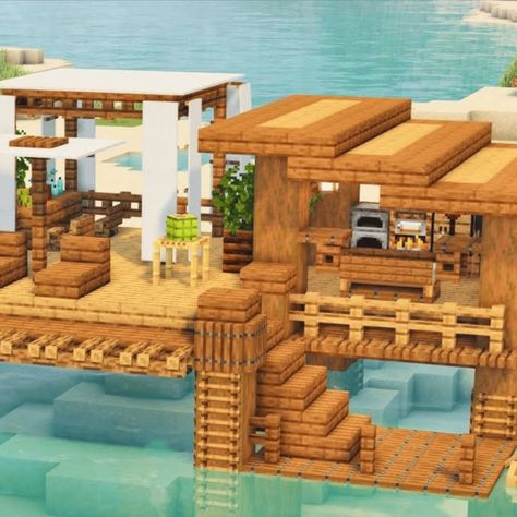 One of the great features of the minecraft beach house idea is that always faces the sea so you can enjoy the beautiful sea. With inspirations from reality, in the video tutorial below, the Youtuber has given the dimensions of the hut as a blueprint, you just have to watch and follow, it's that simple, isn't it? Beach House Blueprints, Minecraft Beach, Minecraft Camp, Simple Beach House, Minecraft Beach House, Cute Beach House, Beachy House, Minecraft Starter House, Minecraft House Ideas