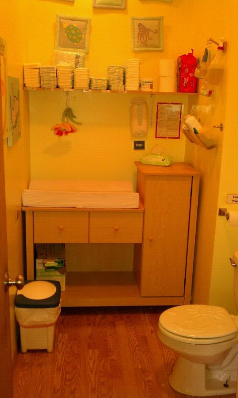 daycare bathroom / diaper area.....I am doing this in our daycare room bathroom! Diaper Storage Ideas, Daycare Bathroom, Daycare Center Ideas, Kid Friendly Bathroom, Daycare Room Ideas, Opening A Daycare, Daycare Setup, Daycare Spaces, Home Daycare Ideas