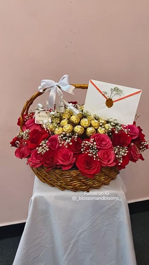 Follow on IG @_blossomandblooms_ | Flower gift ideas, Bridal gift wrapping ideas, Chocolate bouquet Wedding Gift Hampers, Chocolate Bouquet Diy, Candy Bouquet Diy, Wedding Gift Pack, Buat Pita, Gubahan Bunga, Creative Wedding Gifts, Bridal Gift Wrapping Ideas, Wedding Gifts Packaging