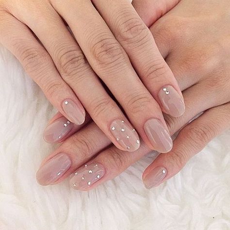 Classy Nail Designs, Nails Design With Rhinestones, Simple Acrylic Nails, Nail Art Wedding, Ideas Nails, Trendy Nail Art, Winter Nail, Neutral Nails, Bridal Nails