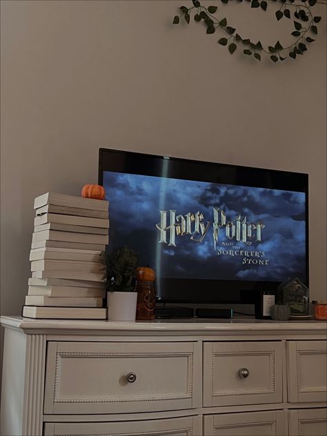 harry potter movie (fall aesthetic) Movie Fall Aesthetic, Marathon Aesthetic, Harry Potter Marathon, Harry Potter Movie, Empire Series, Harry Potter Halloween, Harry Potter Film, Harry Potter Movies, Fall Aesthetic