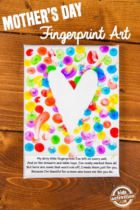 Mom will adore this simple fingerprint Mother’s Day art. This homemade kid gift is something she will treasure for years to come. And the best part is that Mother's Day diy mother's day gifts, finger paint, finger paint activities, fingerprint art, gift for mom, mother's day gift Fingerprint Art Kids, Homemade Kids Gifts, Easy Mother's Day Crafts, Diy Mother's Day Crafts, Mother's Day Projects, Fingerprint Art, Presente Diy, Mother's Day Activities, Diy Gifts For Mom