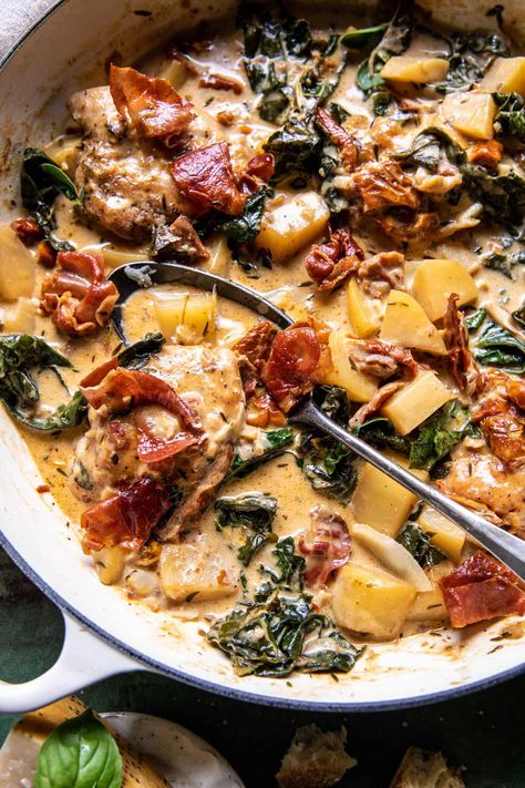 Creamy Tuscan Chicken with Crispy Prosciutto | halfbakedharvest.com Lite Easy Dinner Recipes, Tuscan Chicken Recipe, Half Baked Harvest Recipes, Crispy Prosciutto, Creamy Tuscan Chicken, Chicken Entrees, Savory Food, Tuscan Chicken, Turkey Dishes