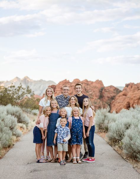 Snow canyon family pictures Snow Canyon Family Pictures, Dress Maker, Family Shoot, Extended Family, Family Picture, Summer Family, Family Photoshoot, Family Session, Family Pictures