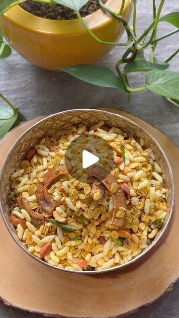 Oats Chivda Recipe, Oats Recipes Indian Healthy, Oats Recipes Indian, Evening Snacks Indian, Healthy Evening Snacks, Nutrient Dense Foods, Most Nutrient Dense Foods, How To Make Oats, Good Source Of Fiber