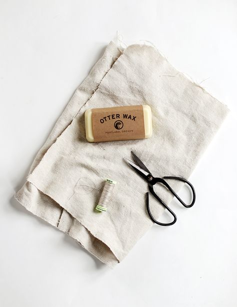 DIY Waxed Canvas @themerrythought Waxed Canvas Diy, Waxed Canvas Bag, Diy Wax, Diy Leather Bag, Cork Fabric, Wallet Pattern, Product Ideas, Mason Jar Crafts, Waxed Canvas