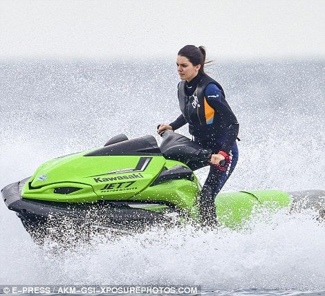 Jetski Outfit, Jet Ski Outfit, Jenner Girls, Speed Demon, Ski Outfit, Ski Girl, Luxury Yacht, Saturday Afternoon, Hailey Baldwin