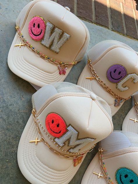 Smiley Face Accessories, Patch Trucker Hat, Birthday Trucker Hats, Cross And Butterfly, Cheer Crafts, Preppy Hat, Trucker Hat Outfit, Trucker Hat Fashion, Funny Trucker Hat