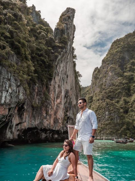 Couple Poses In Singapore, Krabi Photo Ideas, Krabi Thailand Outfit, Phuket Photo Ideas, Thailand Poses, Phuket Thailand Outfit Ideas, Thailand Photo Ideas, Couples Vacation Photos, Phuket Thailand Travel