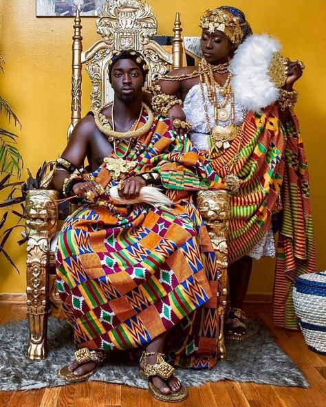 Handsome king and Queen . Kente Photoshoot, Ghana Traditional Wedding, Ghana Culture, Ghana Travel, African Vibes, Shooting Couple, Ethiopian Clothing, Queen Outfits, Ghana Wedding