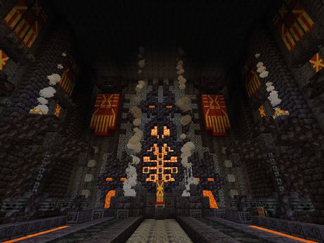 Nether Base Design Minecraft, Minecraft Nether Railway Ideas, Minecraft Evil Lair Interior, Mc Greenhouse, Minecraft Torture Room, Minecraft Nether Castle, Dark Castle Minecraft, Throne Minecraft, Nether Castle