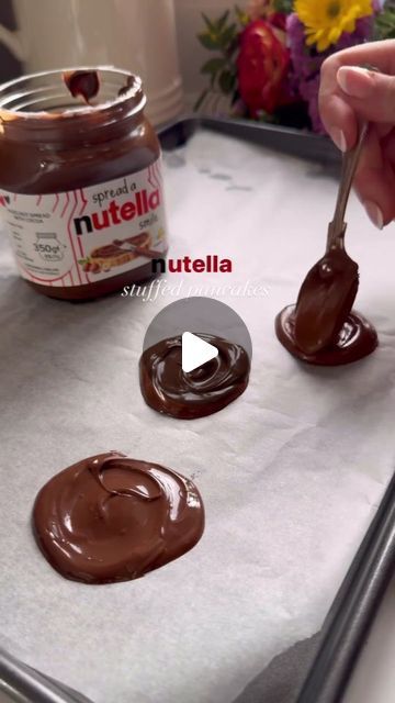 Frozen Nutella, Nutella Pancakes, Nutella Lover, Fluffy Pancake Recipe, Best Pancake Recipe, Self Raising Flour, Food Receipt, Nutella Recipes, Fluffy Pancakes