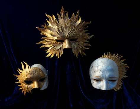 Pierrot Clown, Venetian Masks, Cool Masks, Carnival Masks, Masks Art, Masks Masquerade, 판타지 아트, Foto Inspiration, Fantasy Clothing