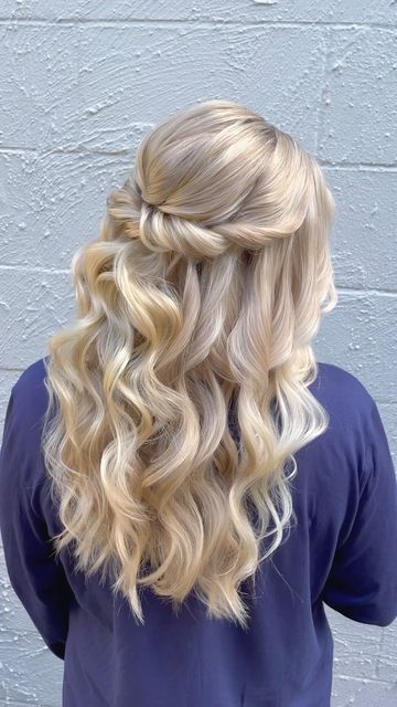 Bridesmaid Hairstyles Half Up Half Down Brunette, Grad Hairstyles, Bridesmaid Hair Inspo, Lexus Suv, Blonde Wedding Hair, Cute Prom Hairstyles, Simple Prom Hair, Bridesmaid Hair Makeup, Ball Hairstyles