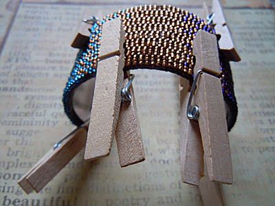 Jodie Marshall: Another cuff..... Beaded Leather Cuff Bracelet Diy, Beaded Leather Bracelets Diy, Beaded Cuff Bracelet Tutorial, Leather Cuff Bracelet Diy, Angle Stitch, Cuff Bracelets Diy, Cuffs Diy, Inspired Bracelets, Leather Tutorial