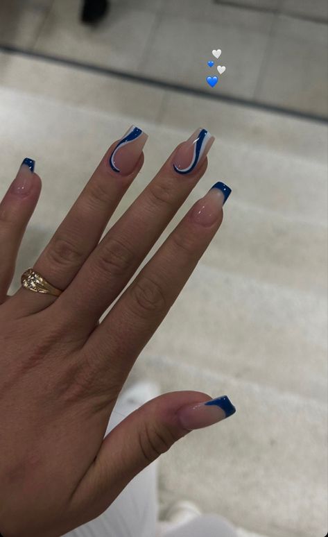 Navy Tip Acrylic Nails, Royal Blue Nails Designs Short Gel, Navy Blue Acrylics Prom, Navy Blue And Black French Tip Nails, Coffin Navy Nails, Summer Blue Nail Ideas, Nail Ideas For Blue Prom Dress, Winter Blue French Tip Nails, Light And Dark Blue Nail Designs