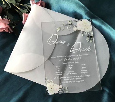 Amazon Wedding, Acrylic Wedding Invitation, Quince Invitations, Quinceanera Invitation, Custom Baby Shower Invitations, Acrylic Wedding Invitations, Acrylic Invitations, Flower Wedding Invitation, Wedding Invitation Envelopes