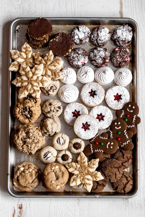 12 Days of Christmas Cookies - Cooking with Cocktail Rings Christmas Cookies Assortment, Xmas Cookie Tray Ideas, Christmas Baking Snacks, Cookie Platter Ideas Trays, Christmas Cookies For Gifting, Christmas Candies And Cookies, Different Types Of Christmas Cookies, Christmas Cookie Variety, New Christmas Cookies Recipes