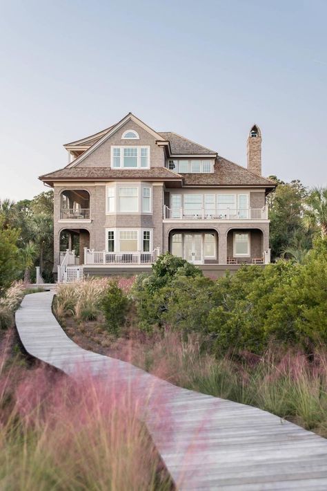 Lovely traditional beach house in South Carolina is converted into a bright contemporary home by Cortney Bishop Design - CAANdesign | Architecture and home design blog Gamecock Nails, Big Beautiful Houses, Island Beach House, Contemporary Beach House, South Carolina Homes, Beach House Exterior, Dream Beach Houses, South Carolina Beaches, Kiawah Island