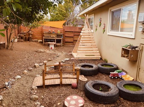 Reggio inspired classroom. Reggio outdoor space.  Nature classroom. Outdoor school. Tinker space. Teepee. Upcycled play. Outdoor Cozy Corner Preschool, Reggio Inspired Outdoor Play Spaces, Reggio Inspired Playgrounds, Reggio Playground Ideas, Montessori Outdoor Environment Natural Playgrounds, Waldorf Outdoor Play Space, Outdoor Tinker Space, Reggio Inspired Outdoor Spaces, Reggio Emilia Outdoor Spaces