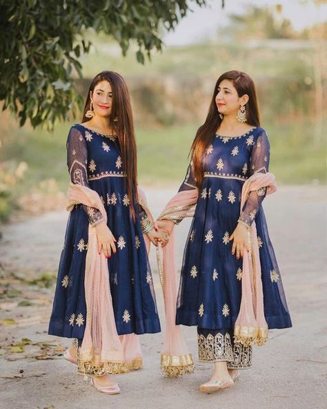 Maha Wajahat Khan on Instagram: "My Bff♥️♥️♥️ @mahawajahatofficial" Pakistani Frocks, Daytime Glam, Stylish Maxi Dress, Floral Frocks, Frock Fashion, Chic Maxi Dresses, Simple Pakistani Dresses, Fashion Enthusiast, Versatile Wardrobe