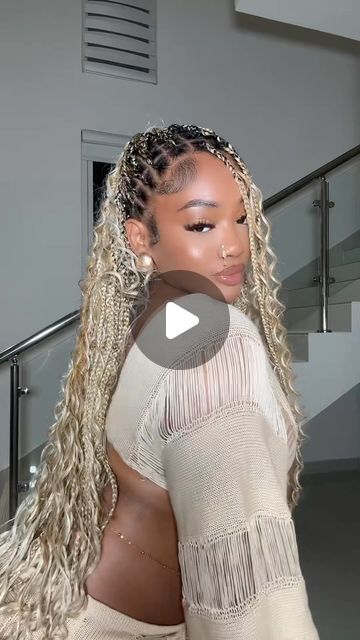 Blonde Medium Knotless Box Braids, 27 And 613 Knotless Braids Boho, 613 Goddess Braids, Platinum Blonde Boho Knotless Braids, Boho Blonde Knotless Braids, Blonde Knotless Box Braids With Curls, Blond Braids For Black Women, Platinum Blonde Knotless Braids, Blond Boho Braids