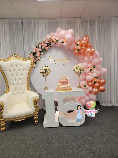 Flowers Quinceanera Theme, Quinceanera On A Budget Ideas, Ideas Para 15 Años Decoracion, Quinceanera Backdrop Ideas, Ideas De 15, Bolo Tom E Jerry, Quinceañera Decorations, Pink Quince Theme, Purple Quinceanera Theme