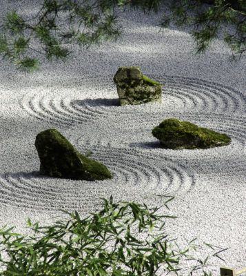 Japanese Garden Photography, Rock Garden Japanese, Japanese Gravel Garden, Zen Garden Japanese, Zen Garden Patio, Japanese Dry Garden, Zen Garden Landscape, Japanese Garden Aesthetic, Japanese Rock Garden Ideas