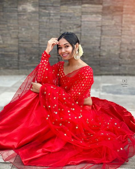 43.8k Likes, 285 Comments - نور افشان ❄️ (@noor_afshan20) on Instagram: “Have you Watched my “Laare” on my Youtube yet?? 🥰🤭 . . If not, head straight to my channel, link in…” Indian Wear, Ball Gowns, Long Dress, Saree, Formal Dresses, Dresses, How To Wear, On Instagram, Instagram