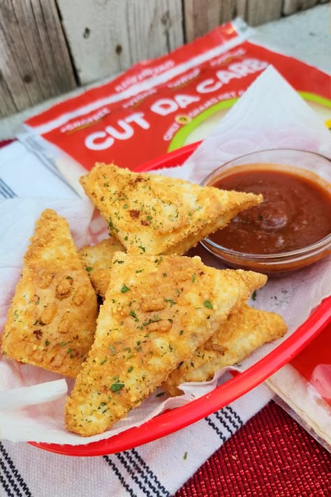 Low Carb Air Fried Toasted Raviolis Recipe Cutdacarb Recipes, Healthy 2024, Heathy Eats, Dirty Keto, Ketones Diet, Toasted Ravioli, Keto Appetizers, Keto Eating, Atkins Recipes