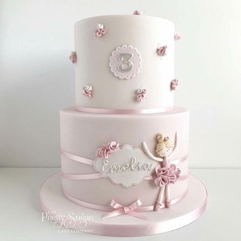 Birthday Reaction, 3rd Birthday Wishes, Ballet Birthday Cakes, Torturi Baby Shower, Ballerina Birthday Cake, Ballet Cakes, Ballet Birthday Party, Dance Cakes