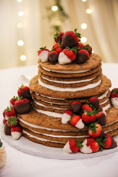 Not Cake Wedding Cake, Jack And Jill Cake Ideas, Cookie Cakes For Wedding, Wedding Desserts That Arent Cake, Grooms Cake Cookie Cake, Easy Grooms Cake, Boho Grooms Cake, Wedding Cake Dessert Ideas, Chocolate Chip Cookie Grooms Cake