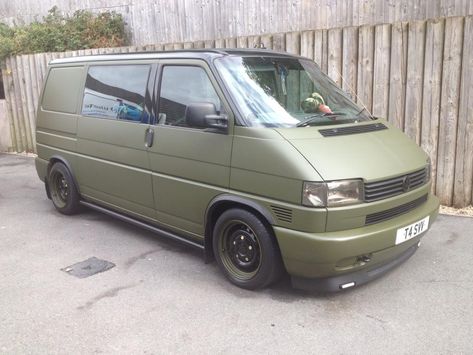 Volkswagen T4 Transporter - matte paint job - VW T4 Forum Vw T4 Tuning, Volkswagen Transporter T4, Vw Eurovan, Volkswagen T4, T4 Camper, Vw Ideas, T4 Transporter, Vw T6, Matte Paint