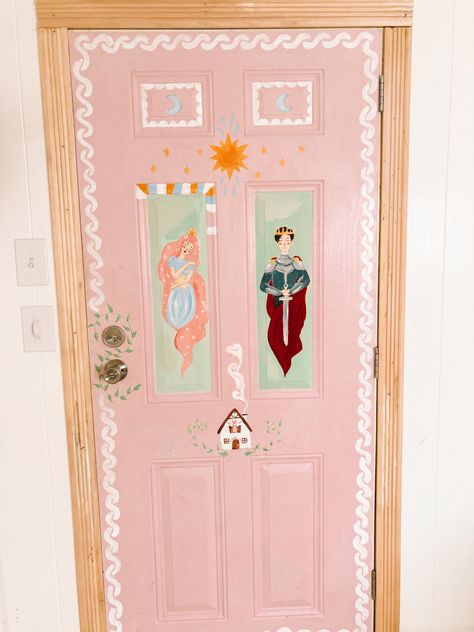 Kawaii Door Decorations, Pastel Door Colors, Painted Door Mural, Floral Painted Door, Hand Painted Doors, Cottagecore Mural, Painted Doors Interior Creative, Cottagecore Door, Cute Doors