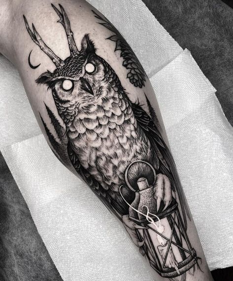 Horned Owl Tattoo, Skin Artwork, Barn Owl Tattoo, Realistic Owl Tattoo, Nye 2023, Tattoo Appointment, Rose Shoulder Tattoo, Finger Tattoo For Women, Goth Tattoo