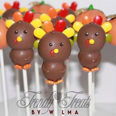 cake pops Thanksgiving Cakepops, Diy Truffles, Thanksgiving Cakes Decorating, Thanksgiving Cake Pops, Fall Cake Pops, Holiday Cake Pop, Snowman Cake Pops, Fun Cake Pops, Thanksgiving Sweets