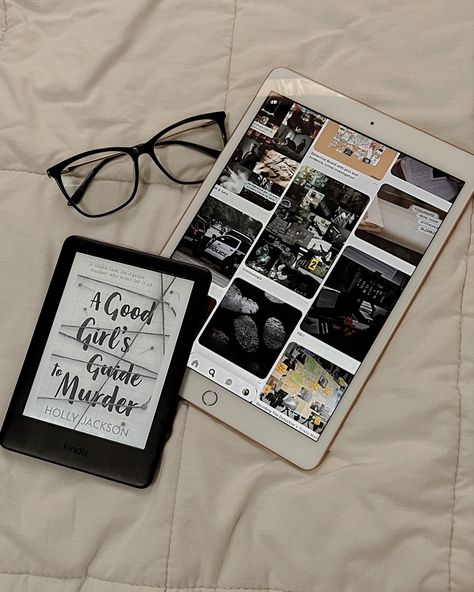 Reading On Ipad, Bookstagram Inspiration Kindle, Books Story Instagram, Book Instagram Post, Bookstagram Photography, Kindle Aesthetic, Bookstagram Posts, Bookstagram Inspiration, Reading Aesthetic