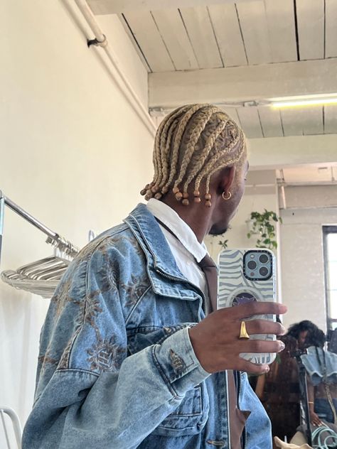 Cornrow Outfits Men, Blonde Cornrows Men, Bleached Cornrows, Blonde Braids Men, Dyed Cornrows Men, Blonde Afro Men, Platinum Blonde Cornrows, Blond Cornrows, Black Men Blonde Hair