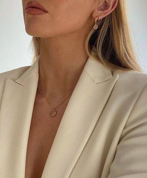 Jewellery Model Poses, Blonde Business Woman Aesthetic, White Woman Aesthetic, Damien Orlov, Kirill Morozov, Kyle Hunter, Winter Style Guide, Boss Chic, Writing Images