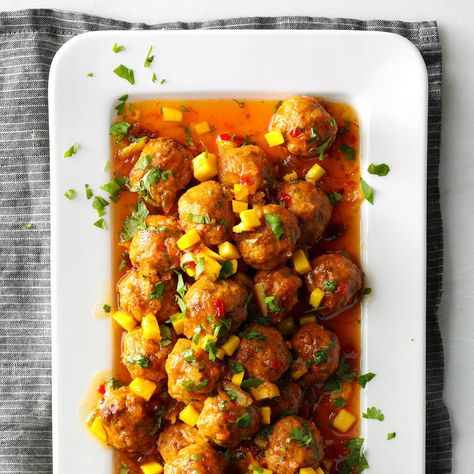 Orange-Glazed Chicken & Chorizo Meatballs Recipe -These tasty Southwestern meatballs warm up a buffet. I add pomegranate seeds, jalapeno pepper jelly and cilantro to make everything pop with color. —Jeanne Holt, Mendota Heights, Minnesota Holiday Snacks Appetizers, Chorizo Meatballs, Orange Glazed Chicken, One Bite Appetizers, Pomegranate Recipes, Chicken Chorizo, Jalapeno Pepper, Quick Appetizers, Pepper Jelly