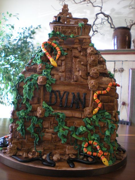 Temple of Everything Little Boy | Flickr - Photo Sharing! Indiana Jones Cake, Blackberry Vine, Indiana Jones Birthday Party, Indiana Jones Party, Rodjendanske Torte, Cake Walk, Birthday Cake Kids, Indiana Jones, Creative Cakes