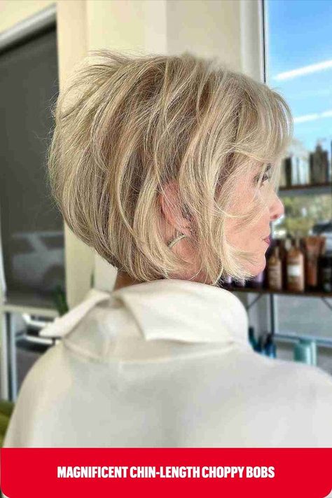 Choppy Chin-Length Textured Bob Hair with Bright Blonde Color Shorter Layered Haircuts, Choppy Bobs, Chin Length Haircuts, Bob Hairstyles For Thick, Chin Length, Choppy Bob, Choppy Bob Hairstyles, Chin Length Hair, Choppy Hair