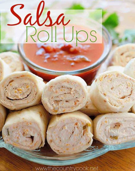 Salsa Roll Ups, Plats Weight Watchers, Pinwheel Appetizers, Smart Points Recipes, Roll Ups Recipes, Pinwheel Recipes, Country Cook, Points Recipes, Oat Cakes