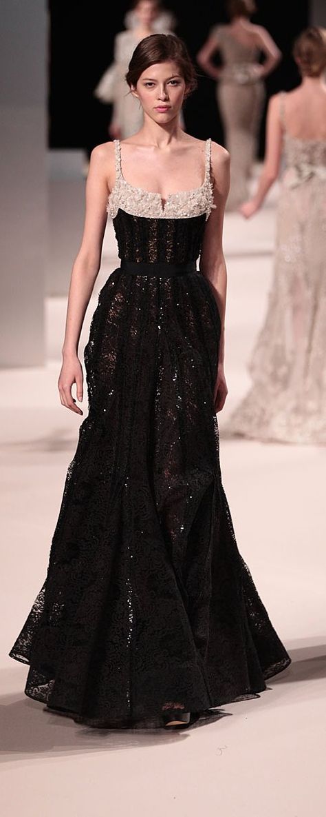 Runway Fashion Couture, Runway Outfits, فستان سهرة, Glam Dresses, Couture Gowns, 가을 패션, Elie Saab, Looks Style, Mode Inspiration