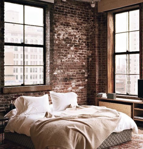 57 photos of rooms with exposed brick walls. Heavennnn. Exposed Brick Bedroom, Brick Wall Bedroom, Diy Brick Wall, Brick Bedroom, Flat Inspiration, Brick Interior Wall, Brick Interior, Style Apartment, Loft Stil