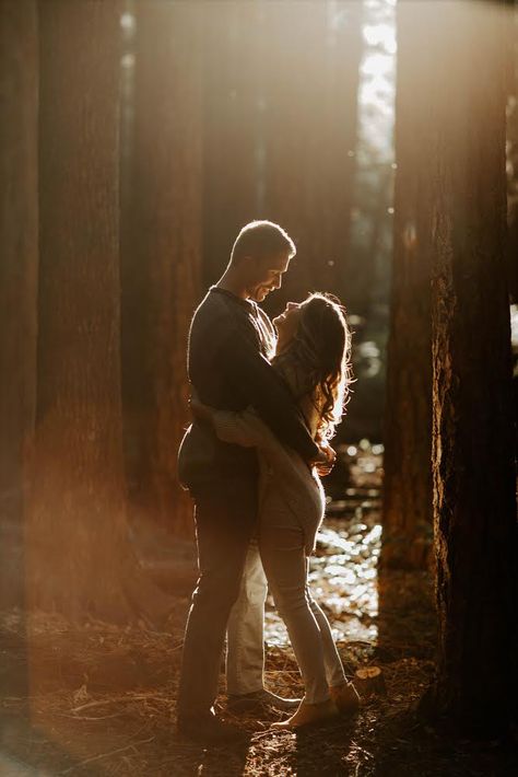 Forest Photo Shoot Couples, Forest Photoshoot Ideas Couple, Couple In The Woods Photography, Outdoor Lighting Photography, Engagement Photos In Dress, Couples Forrest Photoshoot, Redwood Forest Engagement Photos, Fall Forest Couple Photoshoot, Redwood Couple Photoshoot