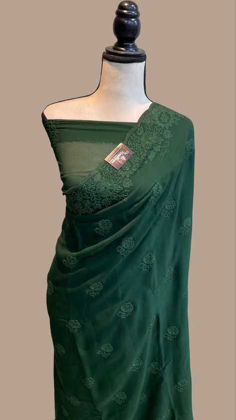 Cotton Embroidery Sarees, Chikankari Saree Georgette, Saree Elegant, Georgette Banarasi Saree, Bengali Culture, Chikankari Saree, Cotton Sarees Handloom, Cotton Saree Blouse Designs, Kurti Embroidery