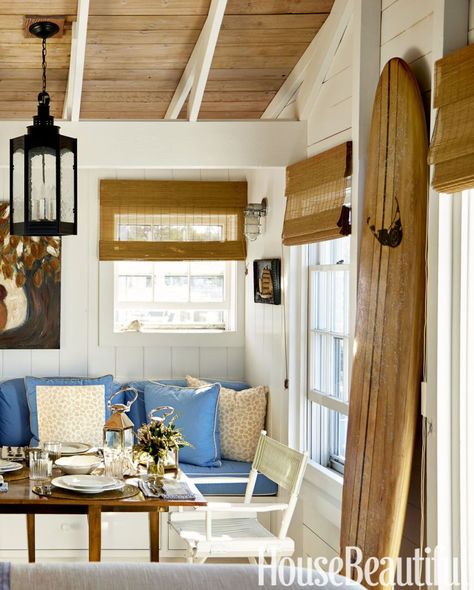 Nantucket Cottage, Coastal Interiors Design, Nancy Meyers, Beach Cottage Decor, Coastal Living Room, Beach Cottage Style, Coastal Interiors, Design Seeds, Beach Cottage